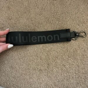 Lululemon never lost black key chain